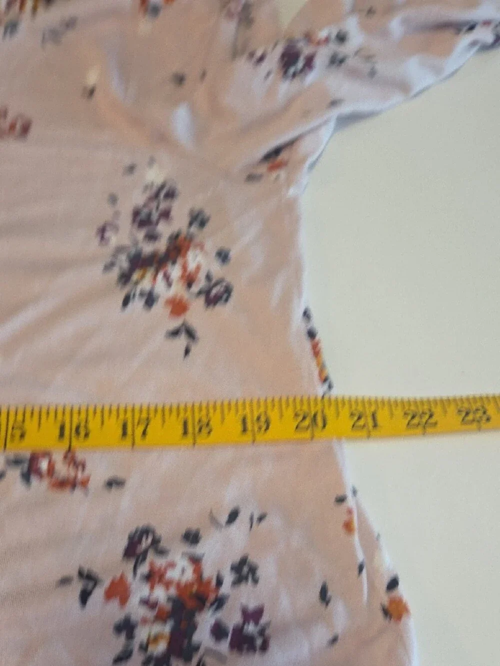 LOFT Light Pink Long Sleeve Floral Scoop Neck Top Size Large